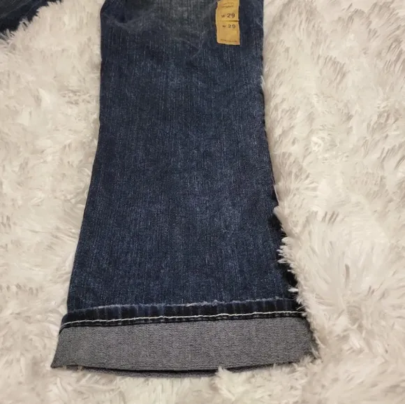 💕 NEW! Silver Jeans Suki Fluid Capri Mid Rise 29x22.5 Stretch $89