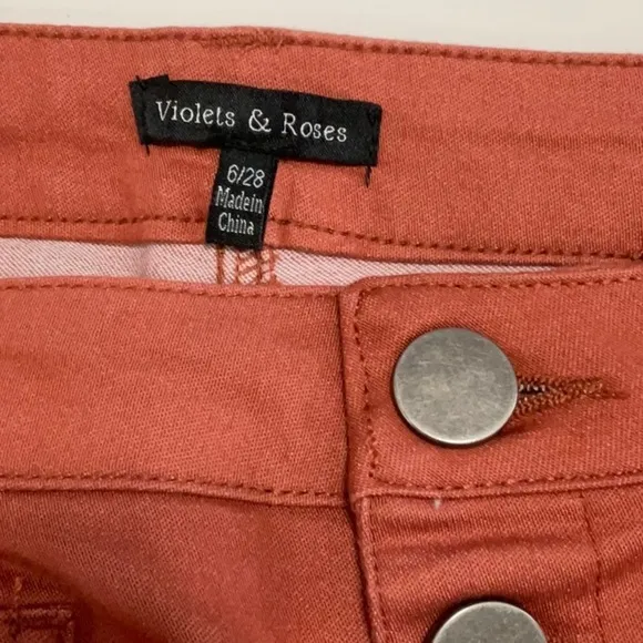 425- Violets &amp; Roses NWT Orange Button Fly Shorts, Size 6/28