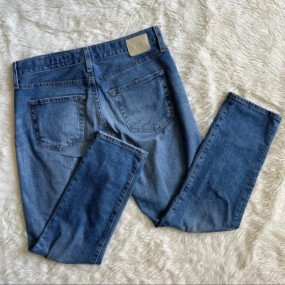 AG Adriano Goldschmied Jeans The Ex-Boyfriend Slouchy Slim Distressed Denim 26