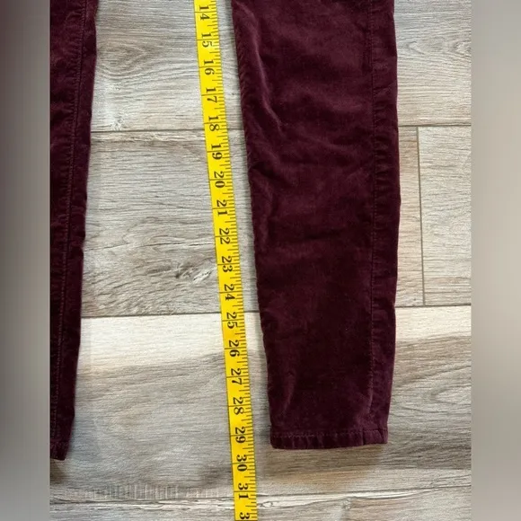 AG~ Women’s The Farrah Skinny High Waist Velvet Jeans Size 26R, Wine‎ Bloom