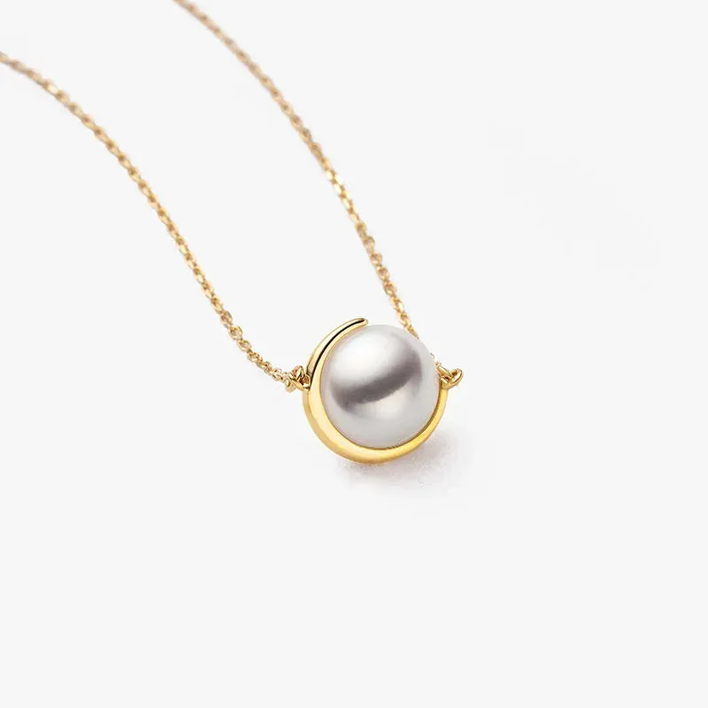 Akoya Pearl 18K Gold Half Enclosed Necklace