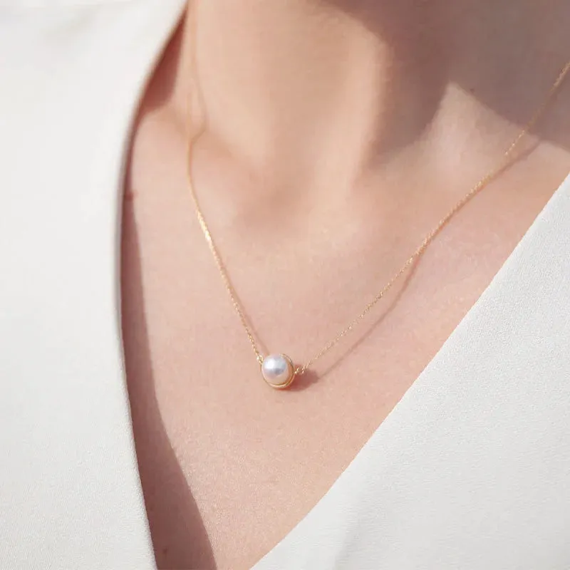 Akoya Pearl 18K Gold Half Enclosed Necklace