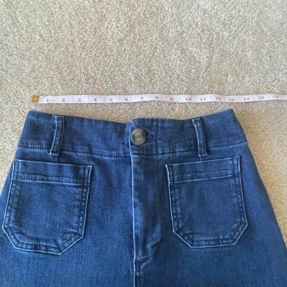 Anthropologie Pilcro Skipper Wide leg high rise jeans. Women size 26