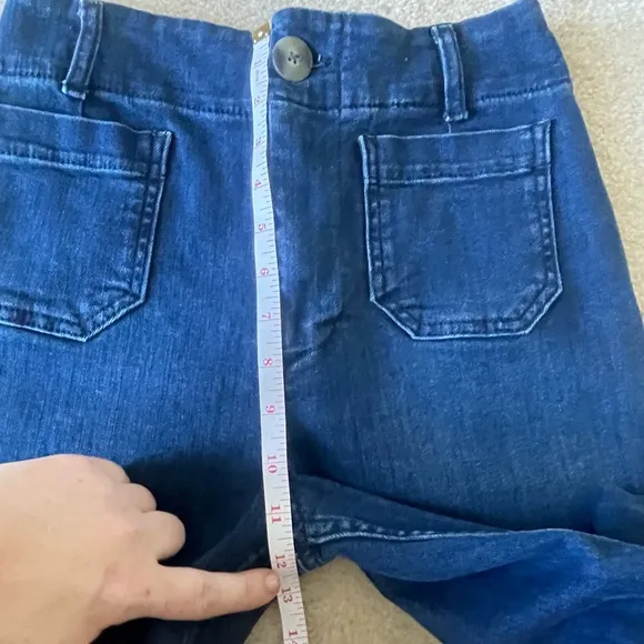 Anthropologie Pilcro Skipper Wide leg high rise jeans. Women size 26