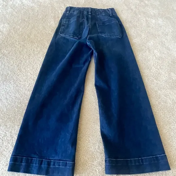 Anthropologie Pilcro Skipper Wide leg high rise jeans. Women size 26