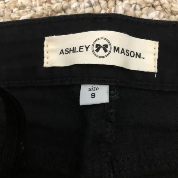 Ashley Mason Embellished Stretch Jeans 5-Pocket, NWT