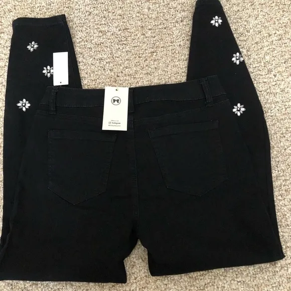 Ashley Mason Embellished Stretch Jeans 5-Pocket, NWT
