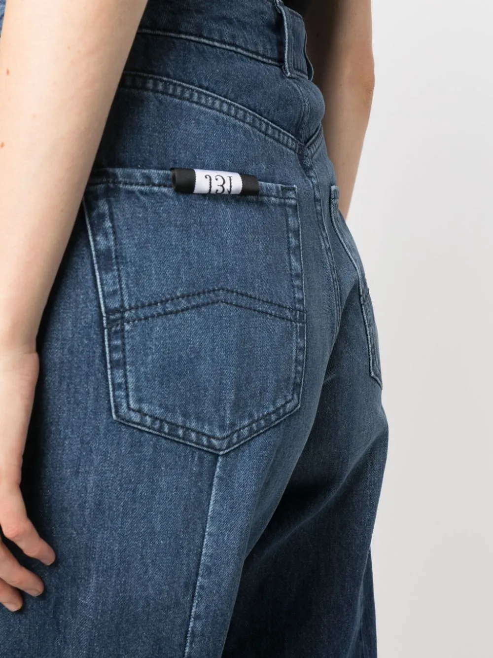 Baggy denim jeans