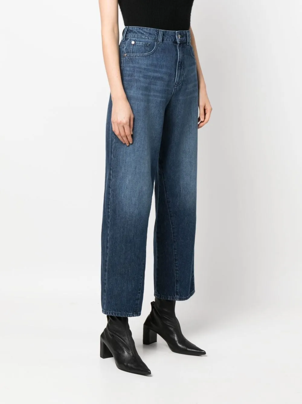 Baggy denim jeans