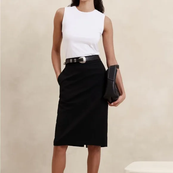 Banana  Republic Black Wool Pencil Skirt 4P