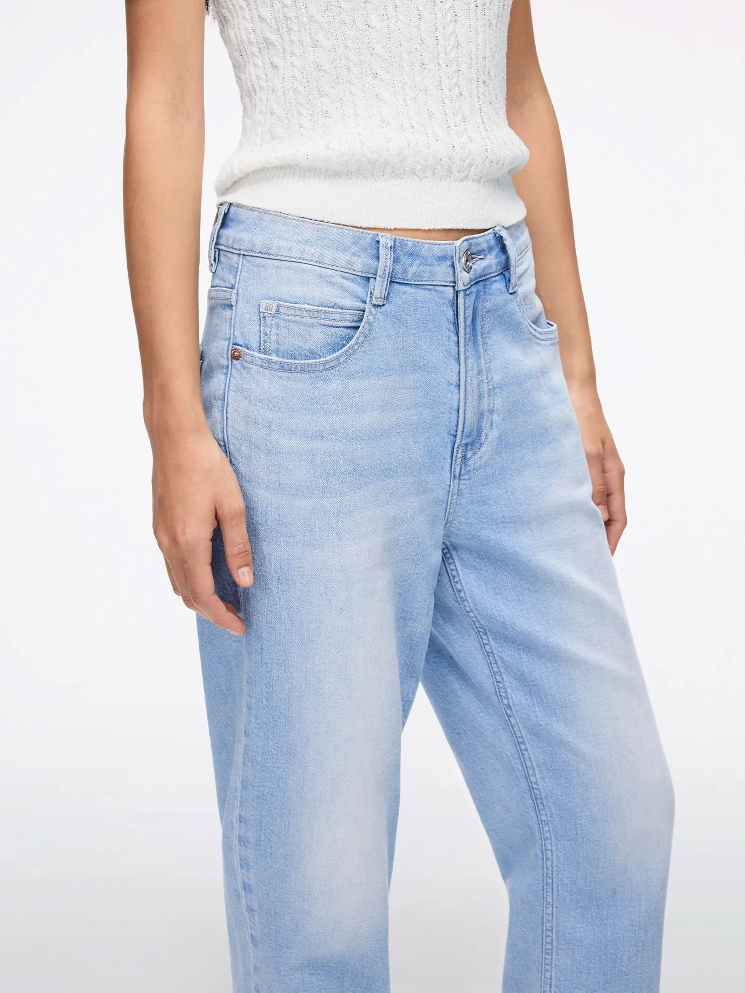 Cropped Carrot Jeans-VICKI