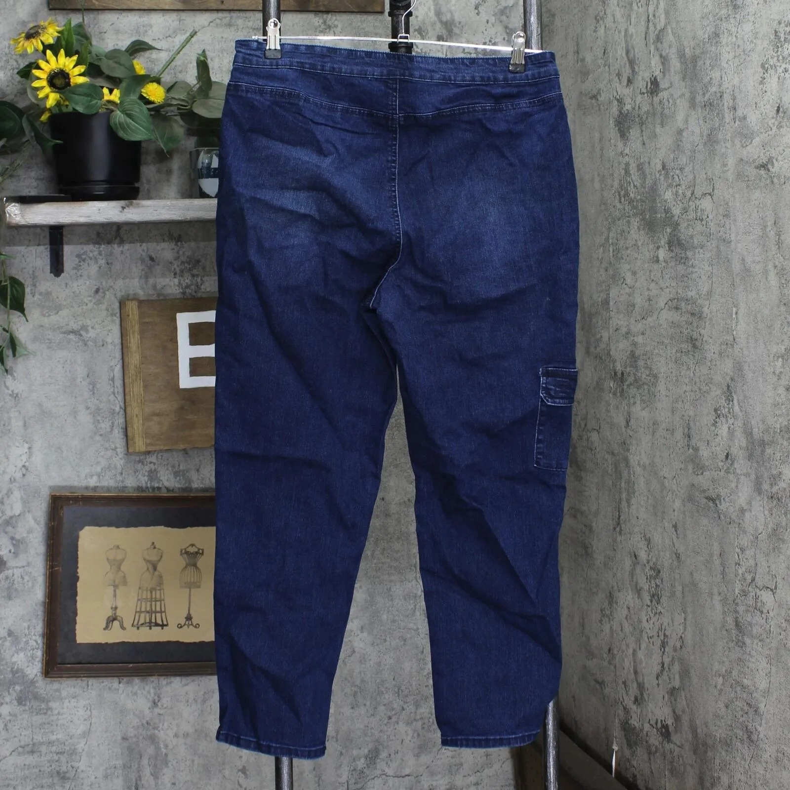 DG2 Womens Cropped Stretch Twill Cargo Jegging 668088 Indigo Blue L