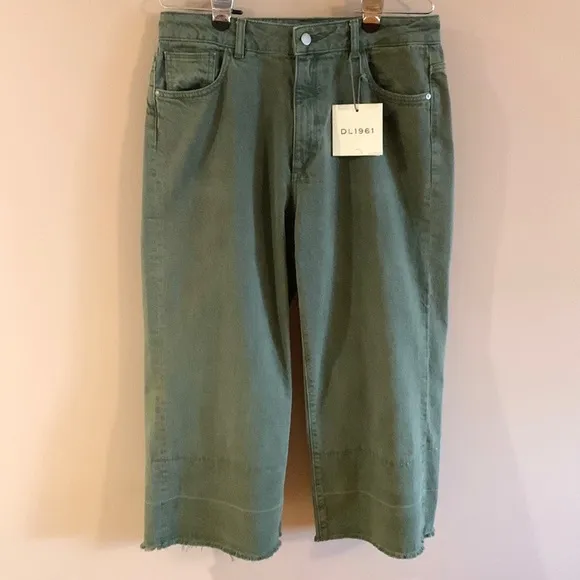DL1961 Cropped High Rise Jeans