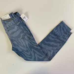 DL1961 FARROW CROPPED HIGH-RISE SKINNY JEANS IN SAHARA - SIZE 27 - NWT