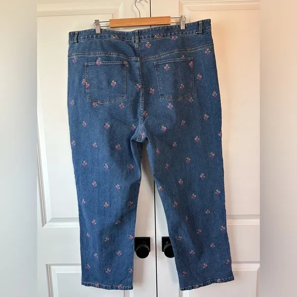 Draper James Women’s Plus Size Kick Flare Jeans Embroidered Posy (Size 36)