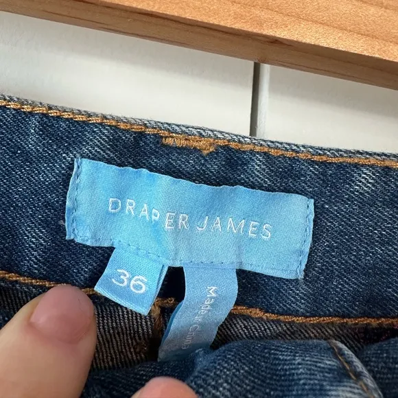 Draper James Women’s Plus Size Kick Flare Jeans Embroidered Posy (Size 36)