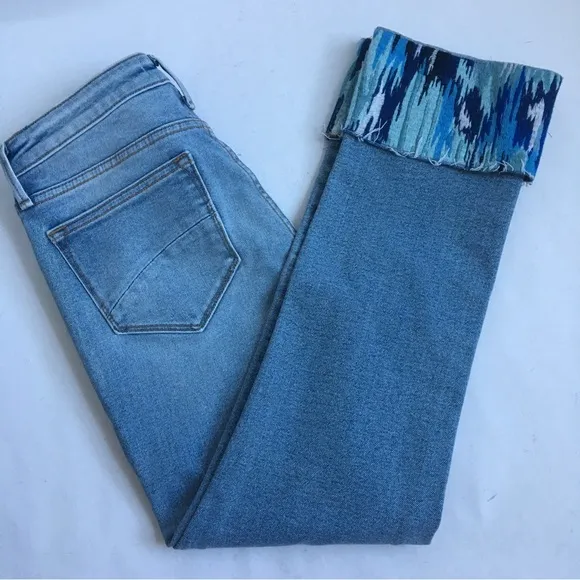 Driftwood Colette Straight Leg Embroidered Cuff Cropped Jeans Size 26