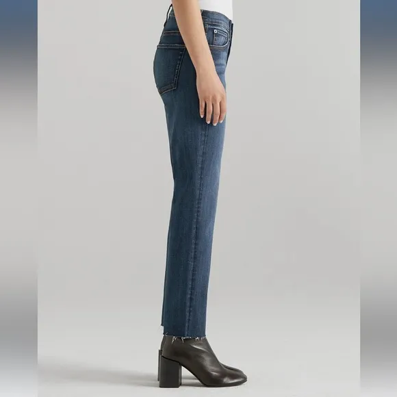 Edwin Bree Jean In Deja Blue Size 26 Dark Wash Mid Rise Straight Leg Raw Hem