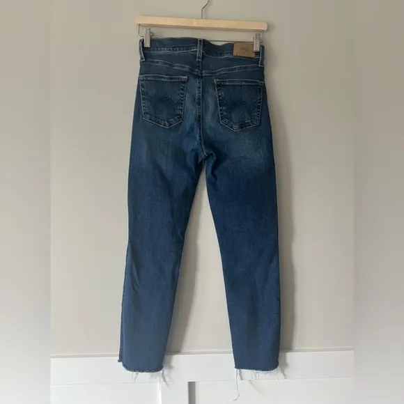 Edwin Bree Jean In Deja Blue Size 26 Dark Wash Mid Rise Straight Leg Raw Hem