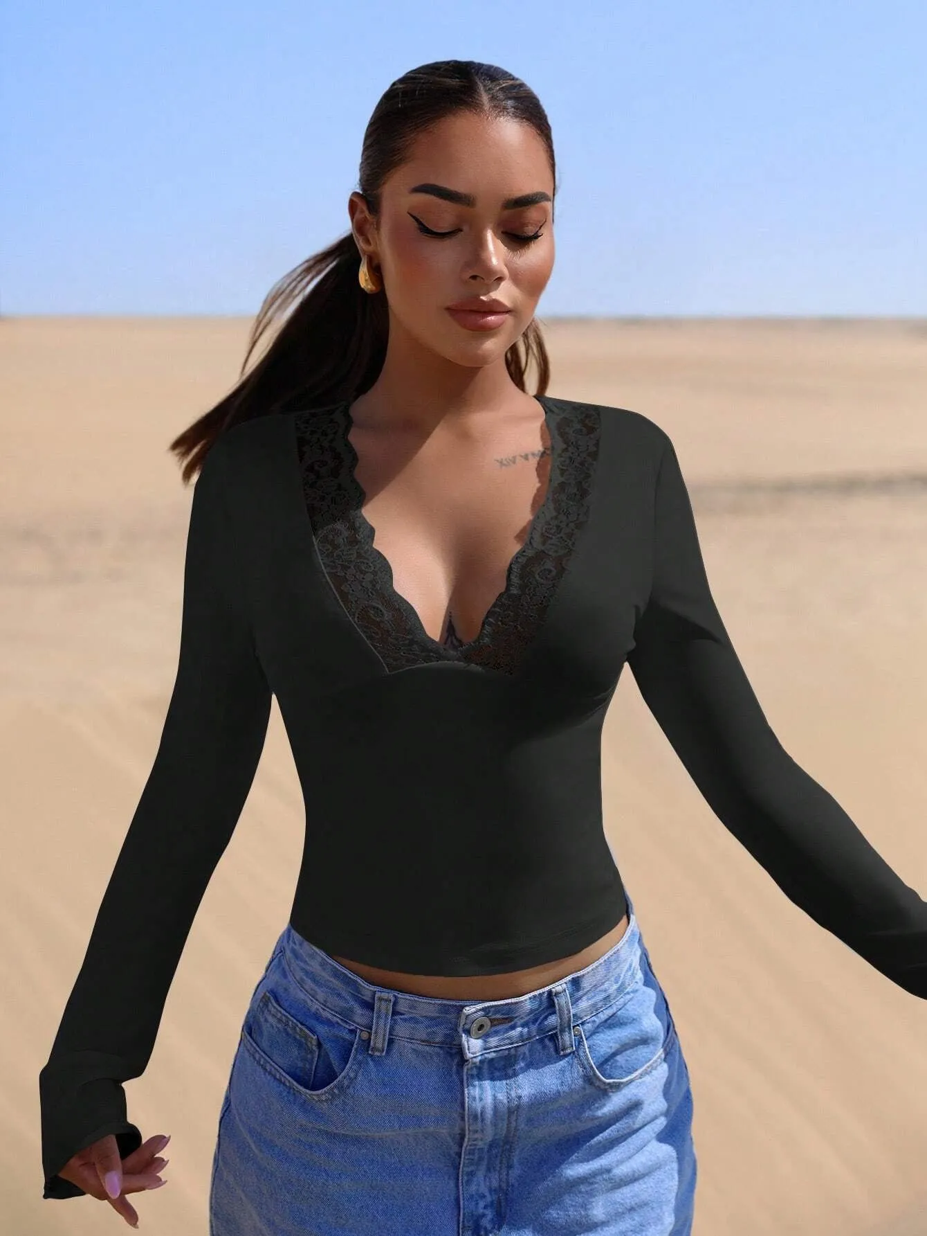 Elegant V-Neck Long-Sleeve Lace Patchwork Slim-Fit Top