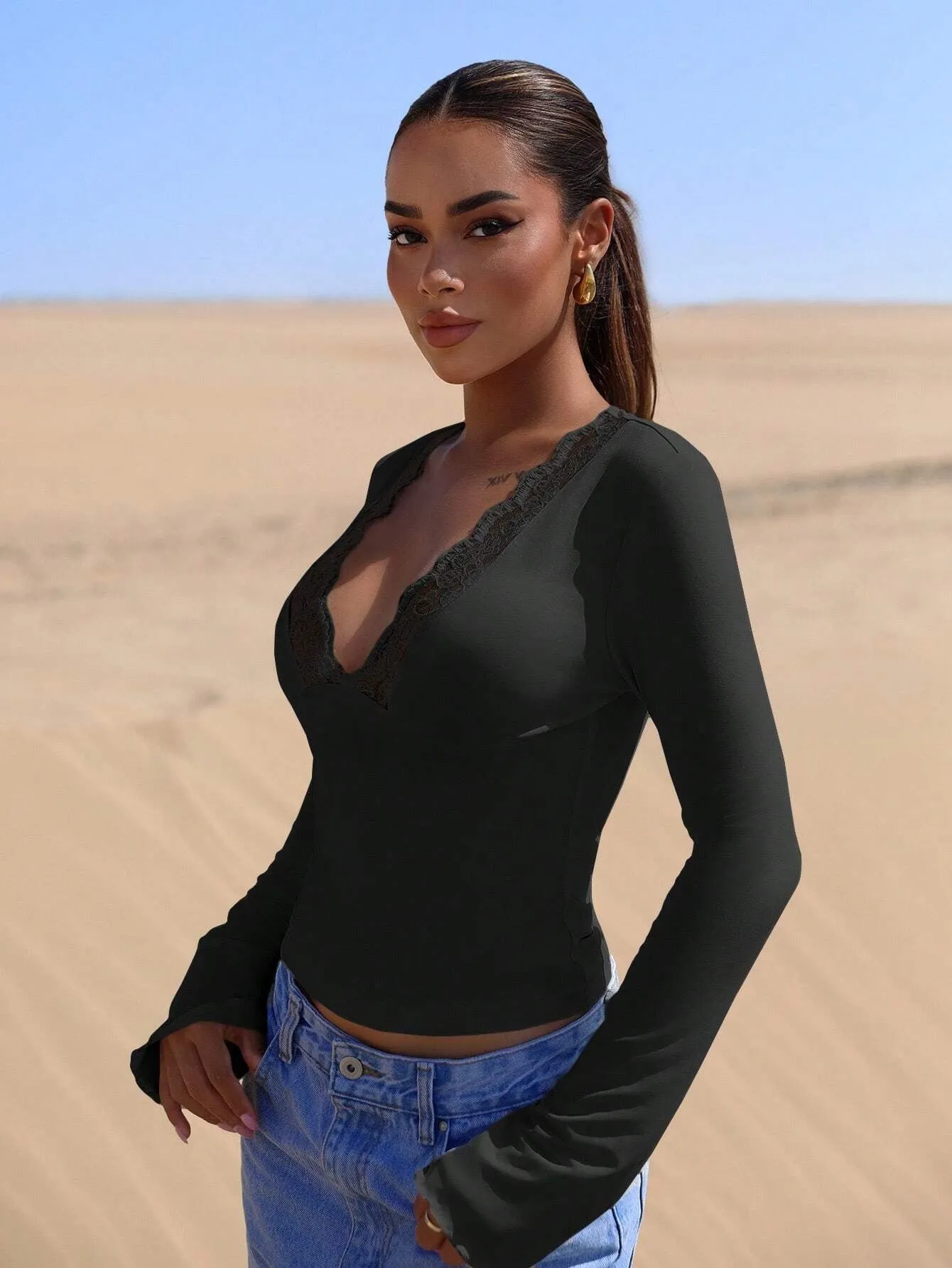 Elegant V-Neck Long-Sleeve Lace Patchwork Slim-Fit Top