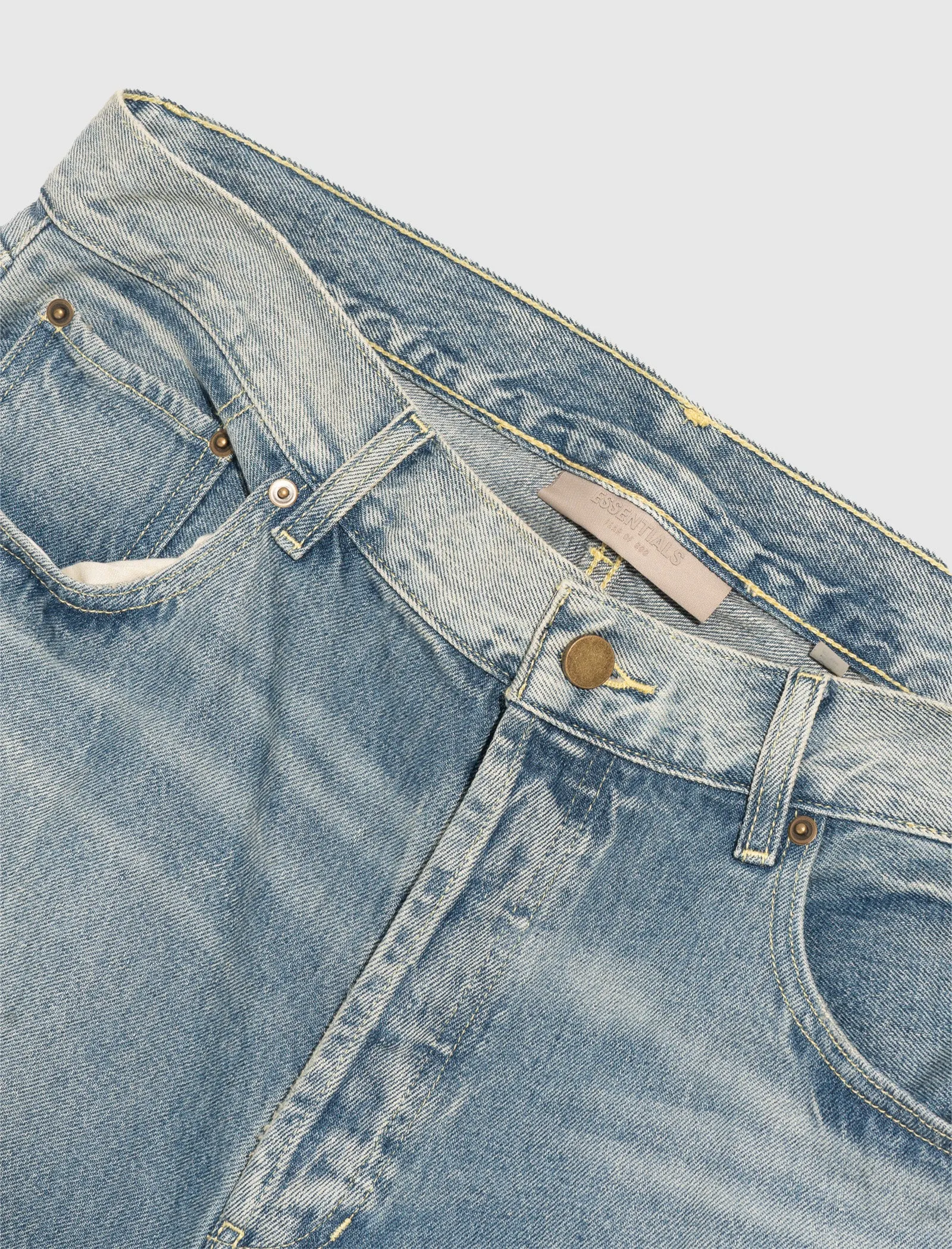 ESSENTIALS 5 POCKET JEAN