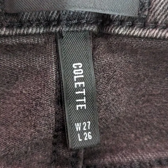 EUC Driftwood Colette Black Embroidered Cropped Frayed Jeans