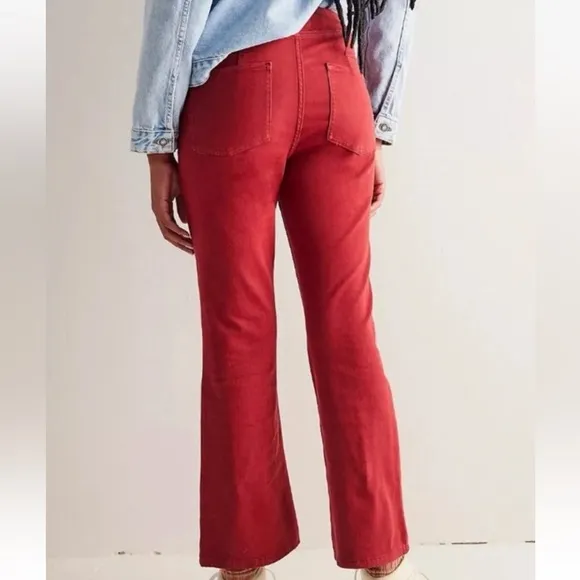 💗FREE PEOPLE We The Free In My Feelings Mid Rise Crop Boot Jeans Red Medium