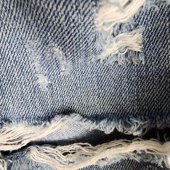 Free People We The Free Soak Up the Sun High Rise Thrashed Skinny Jean  Size 27