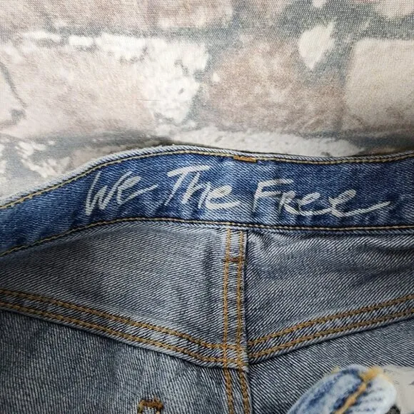 Free People We The Free Soak Up the Sun High Rise Thrashed Skinny Jean  Size 27