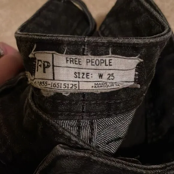 Free People Cropped/Skinny Black Jeans