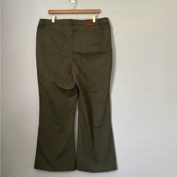 Frye &amp; Co Olive Green Cropped Kick Flare Jeans