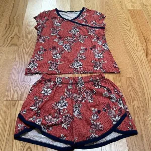 Garnet Hill XS cotton floral sleepwear shorts set.