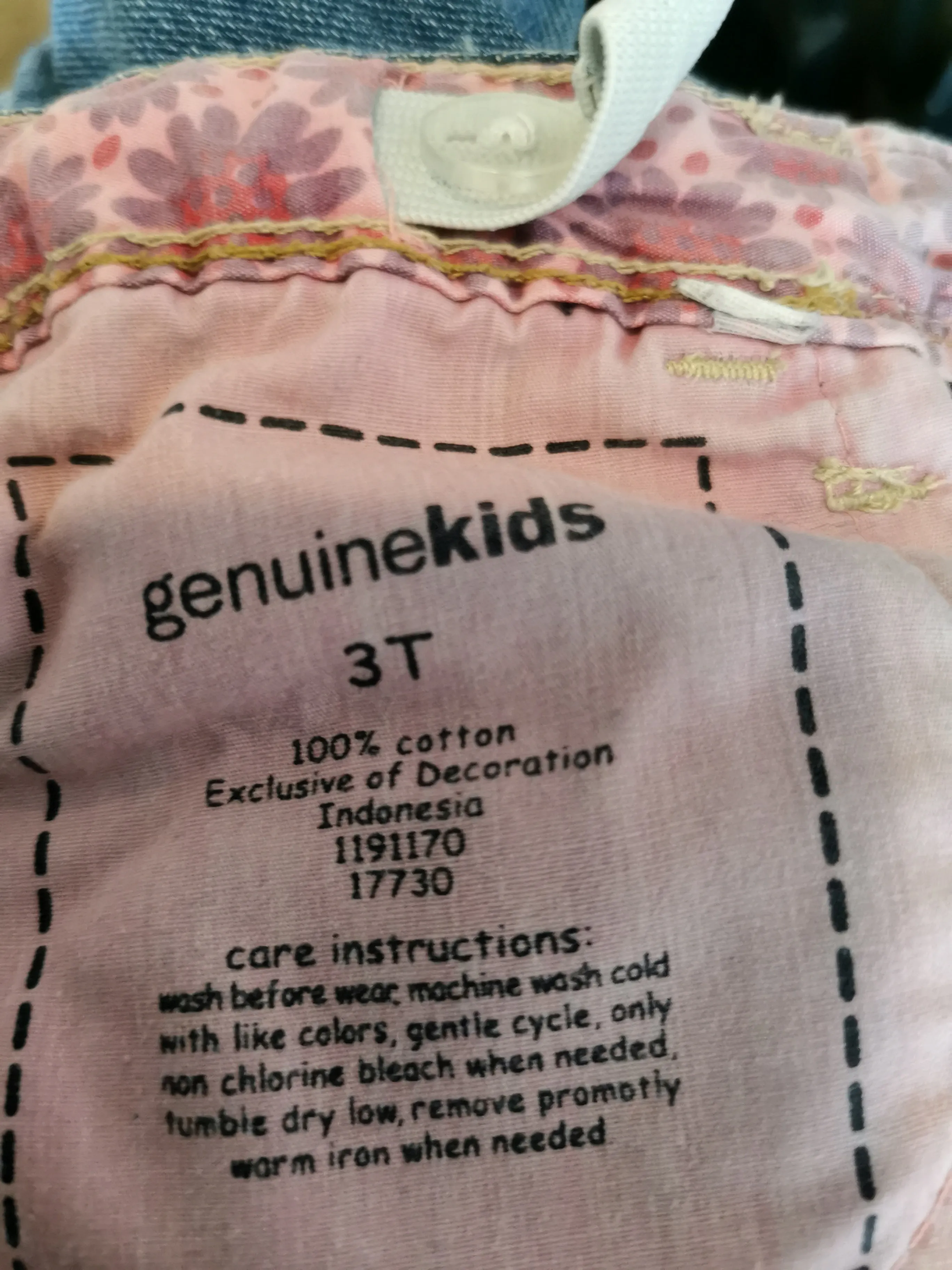 GIRL SIZE 3 YEARS - GENUINE KIDS, Boot-cut Jeans EUC B47