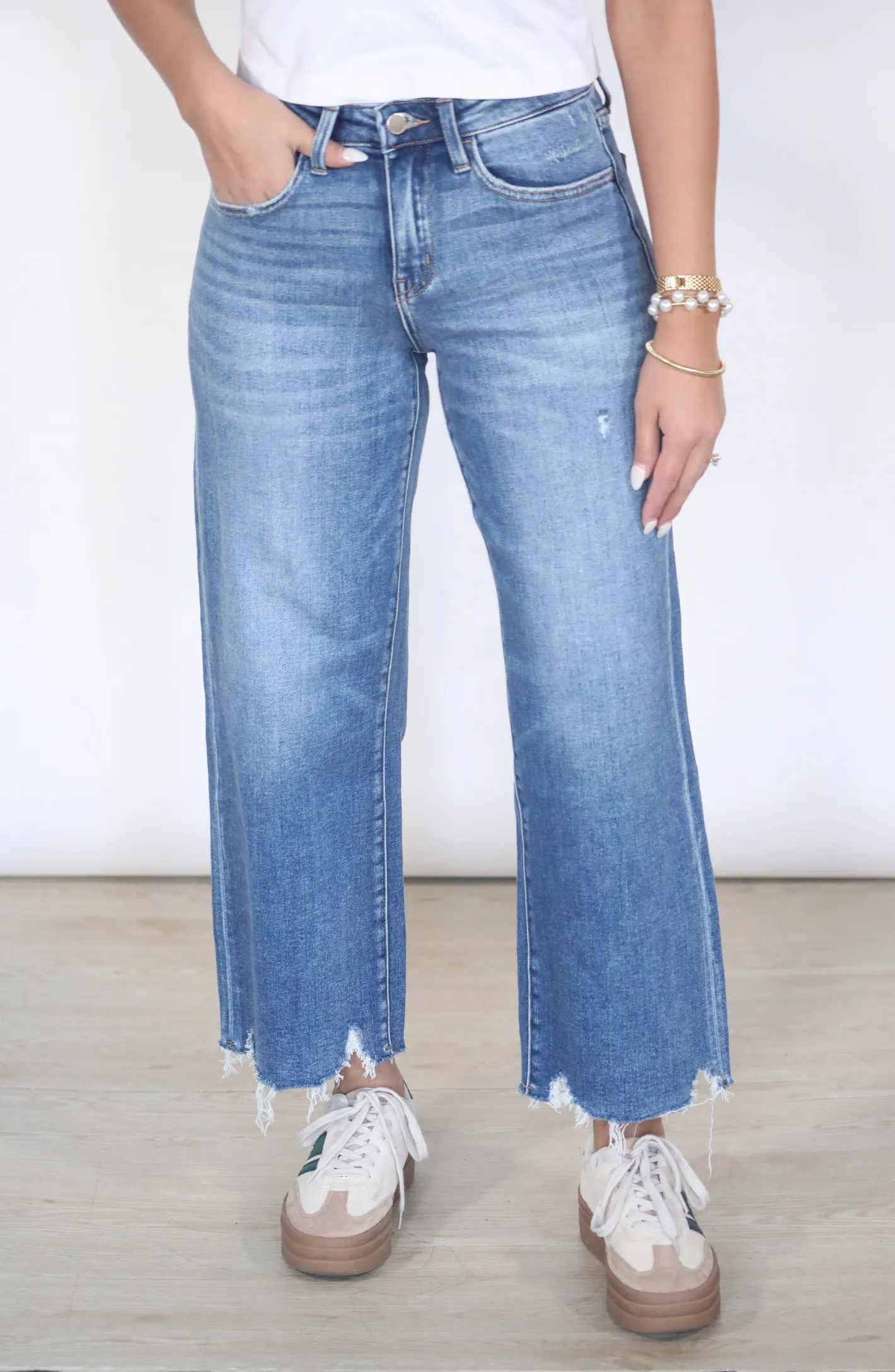 Going Strong Cropped Denim Jeans