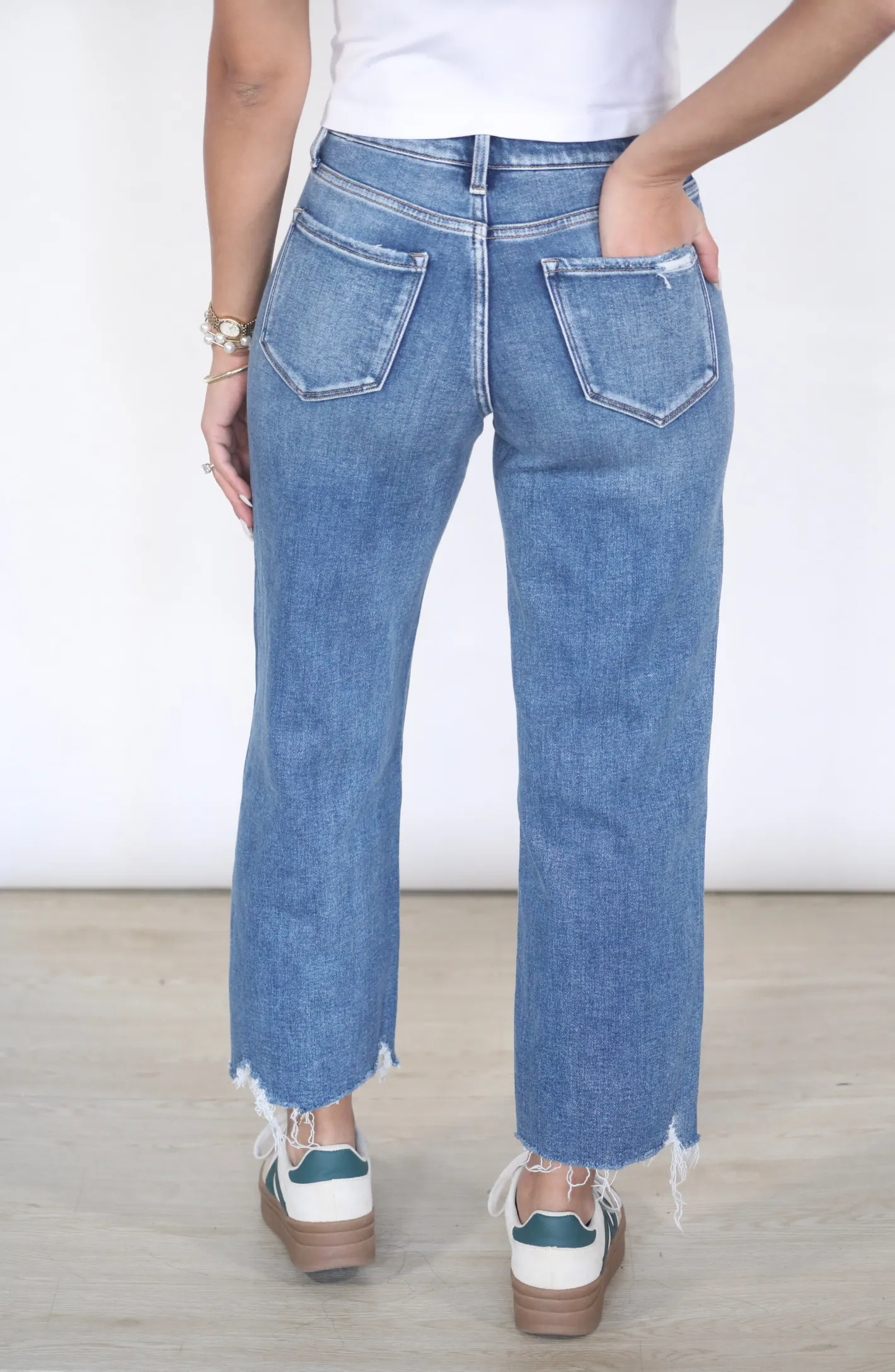 Going Strong Cropped Denim Jeans