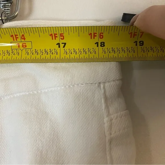 Good American Good Legs Straight White Jeans Raw Hem Ankle size 18 Plus
