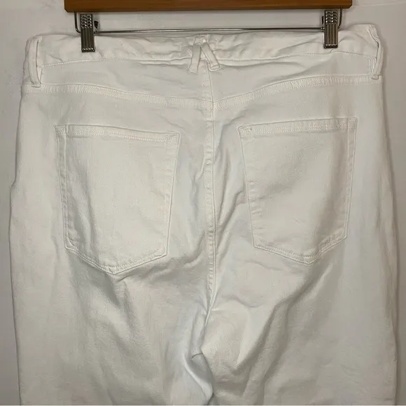 Good American Good Legs Straight White Jeans Raw Hem Ankle size 18 Plus