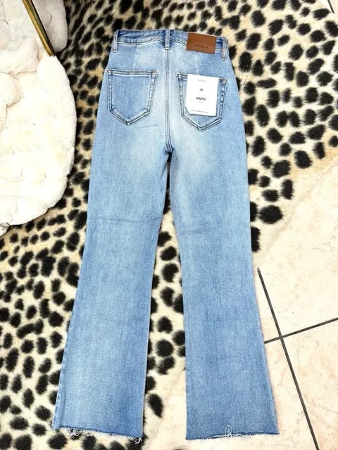 Hidden Happi Crop Flare Jean