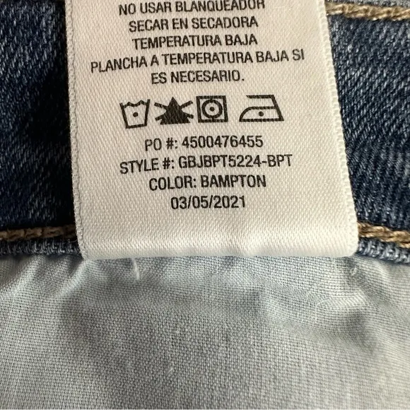 Joe's Size 28 Lara Mid Rise Straight Distressed Ankle Stretch Jeans NEW