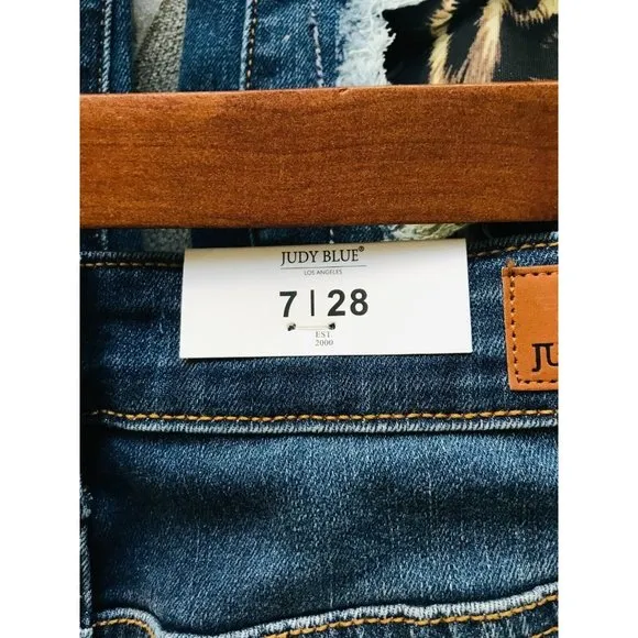 Judy Blue High-Waist Skinny Fit Jeans Denim Leopard Patch Distressed Ripped 7/28