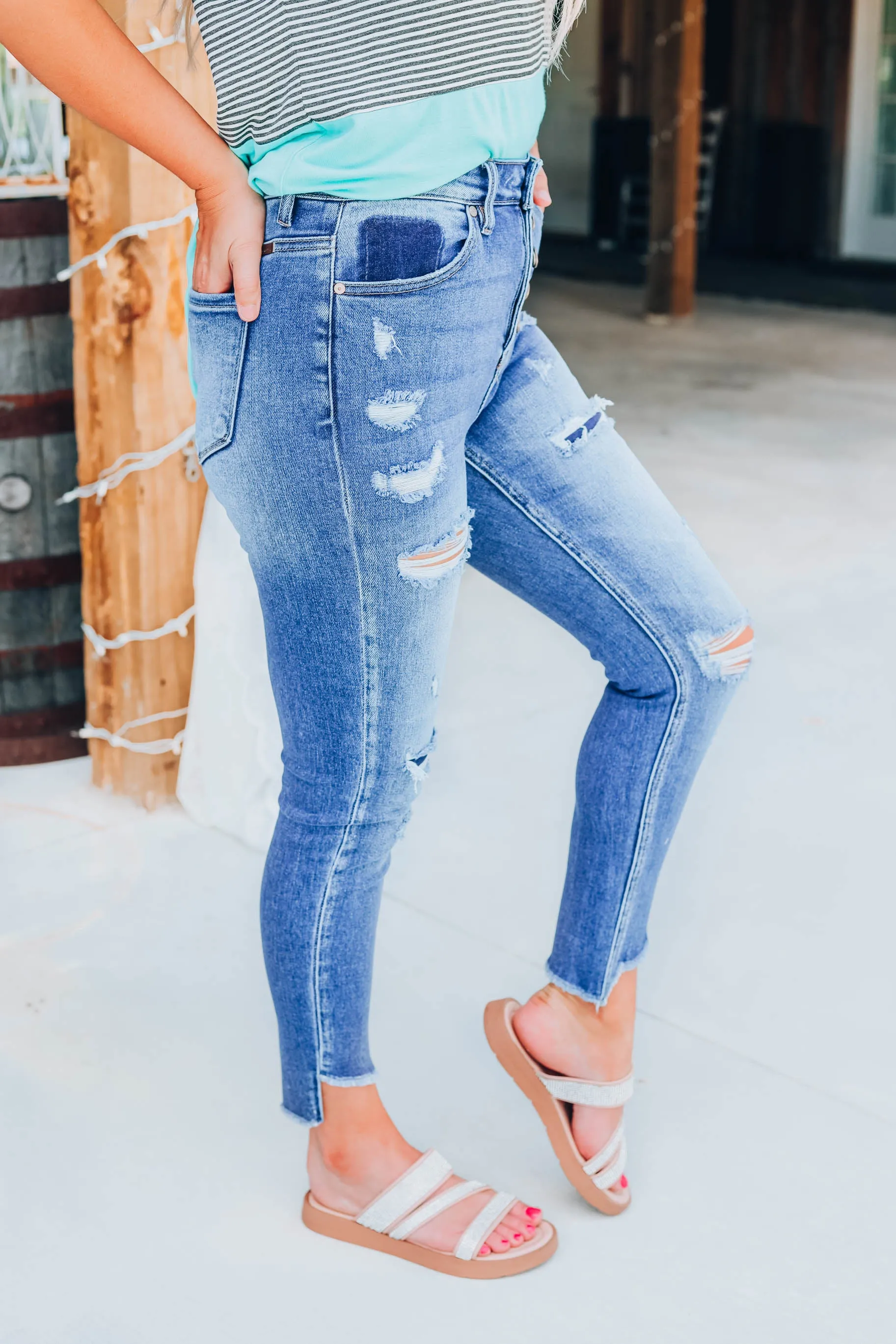 Kacie Cropped Skinny Jeans - Medium Wash