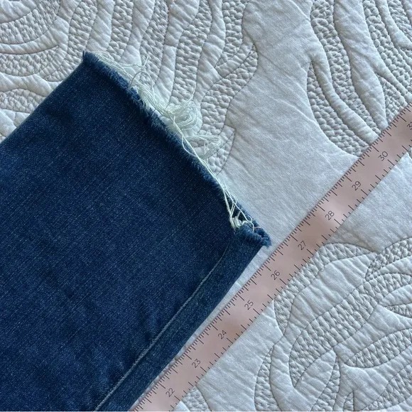 L'Agence - Sada High Rise Crop Slim Jean - Sequoia