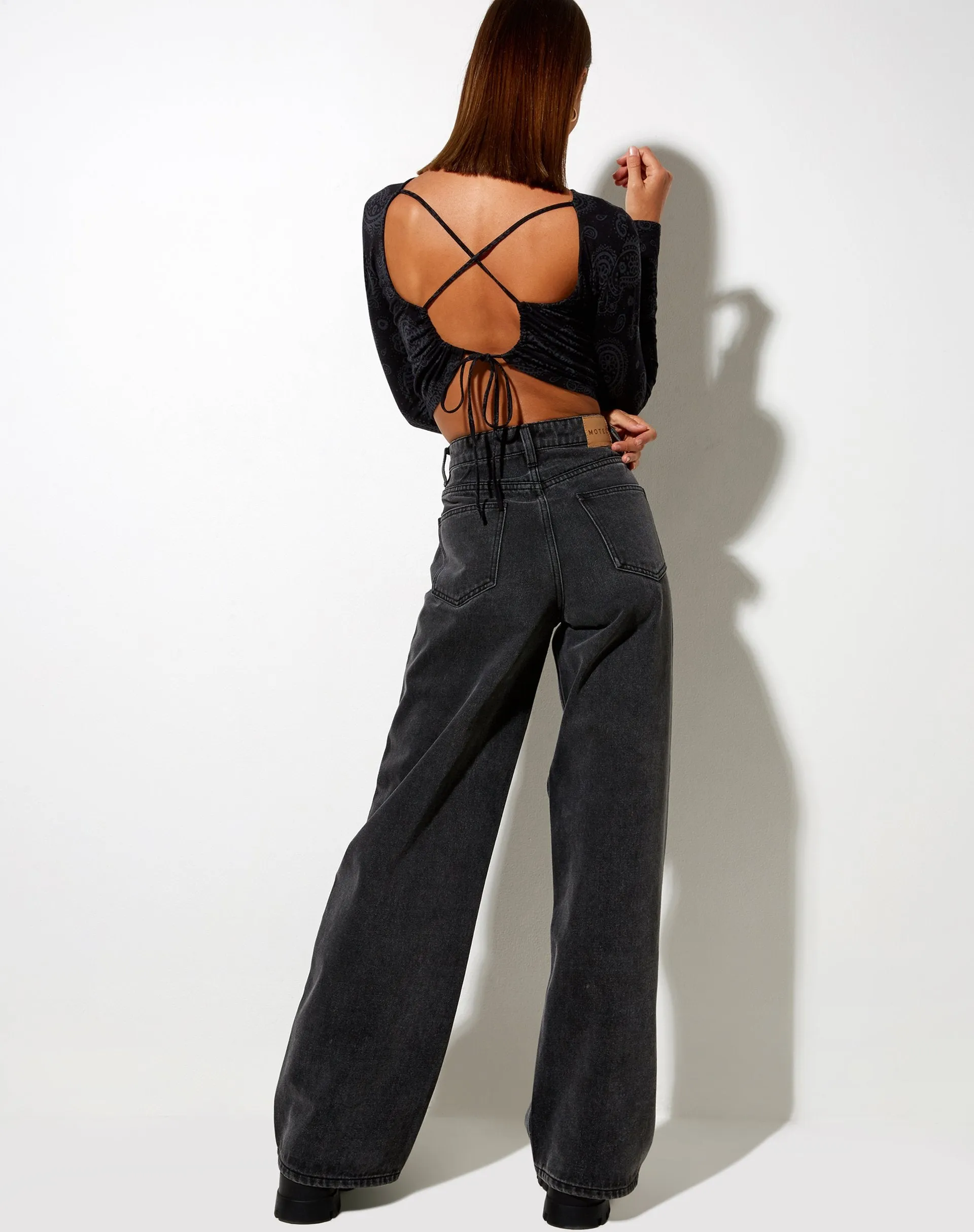 Lali Crop Top in Persian Night Black