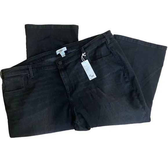 Lane Bryant MidRise Essential Stretch Girlfriend Crop Jeans Black Wash Size 28