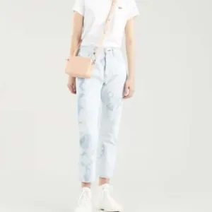 Levi's 501 Original Fit Red Tab Cropped Straight Leg Bleach Wash Jeans Size W 31