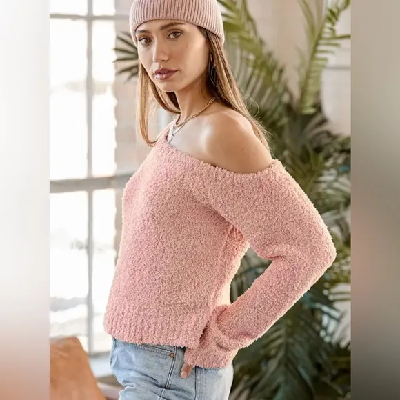 Lulu’s Symmetrical Cropped Sweater in Pink • Mauve