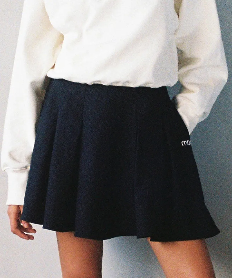 MACKY Golf: Sharron Flair Skirt - Black