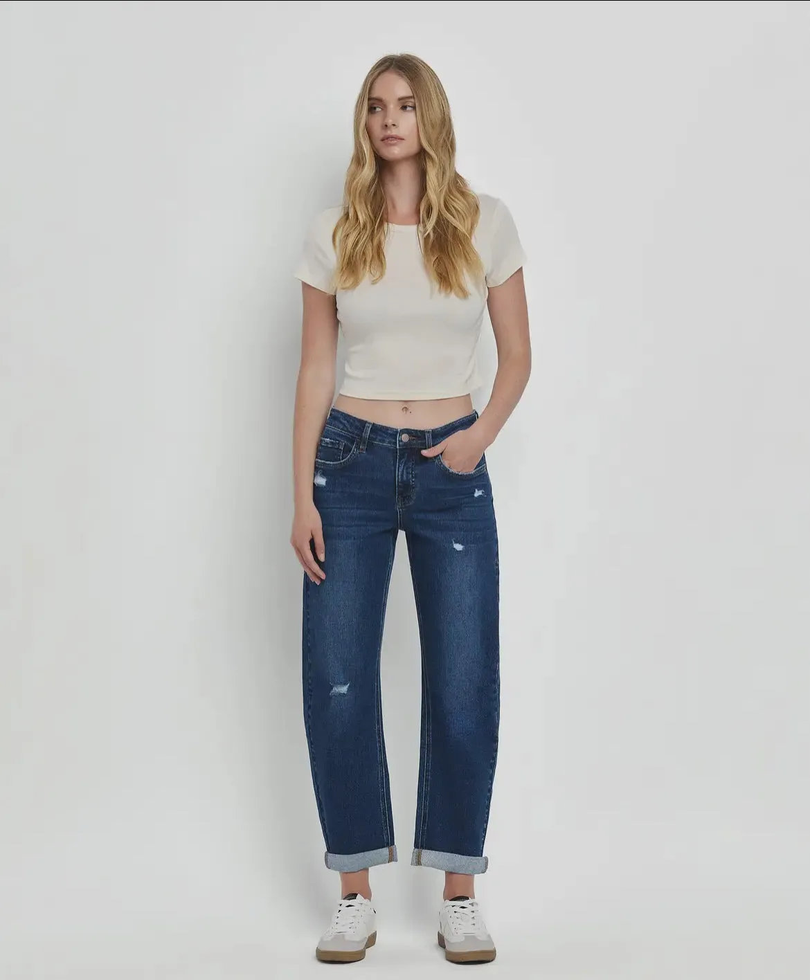 Mid Rise Barrel Jean