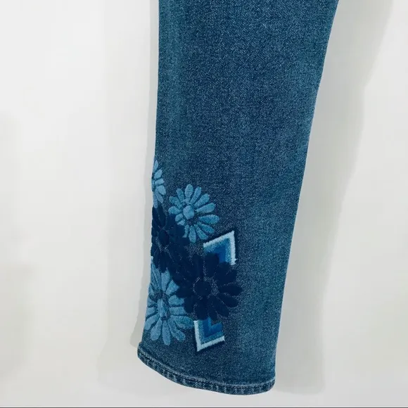 M.i.h. Niki High Rise Cropped Jeans Embroidered